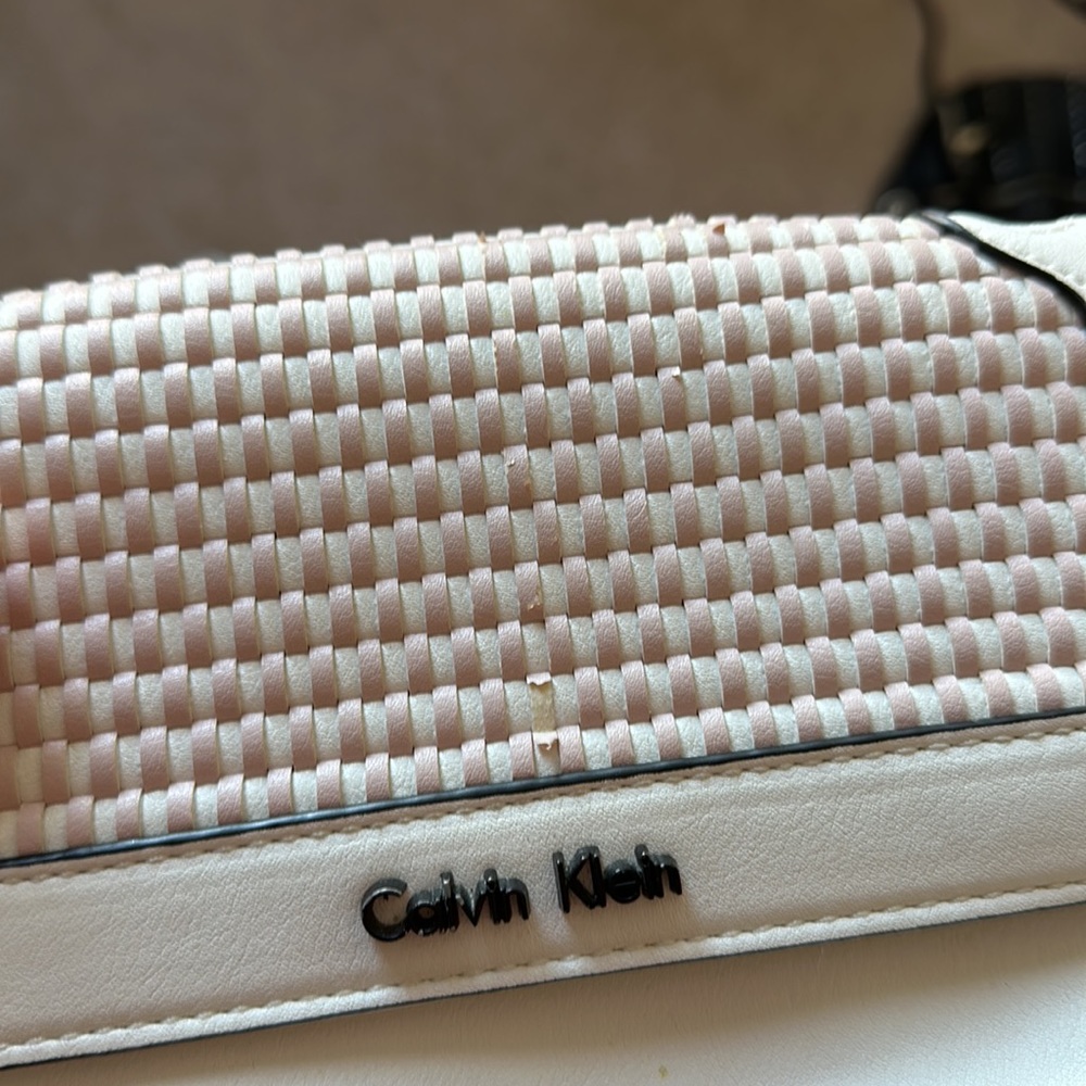 Calvin Klein Crossbody Bag View 5